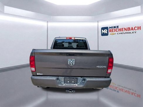 Used 2019 RAM 1500 Express w/ Express Value Package AWD/4WD image 5