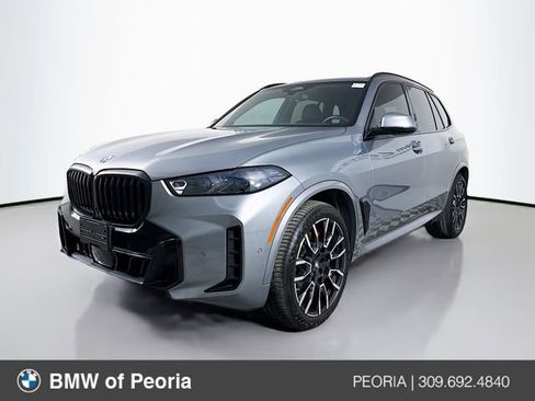 Used 2024 BMW X5 xDrive40i w/ M Sport Package image 3