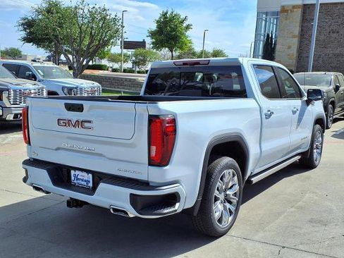 New 2026 GMC Sierra 1500 Denali w/ Denali Reserve Package AWD/4WD image 3