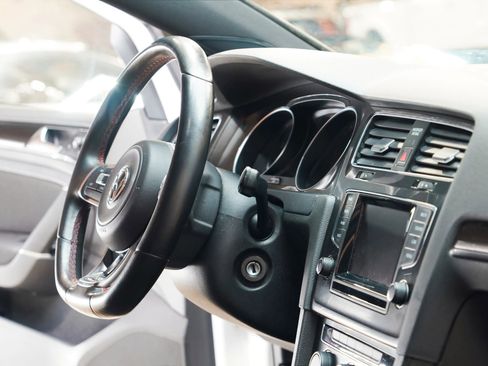 Used 2015 Volkswagen GTI S FWD image 55