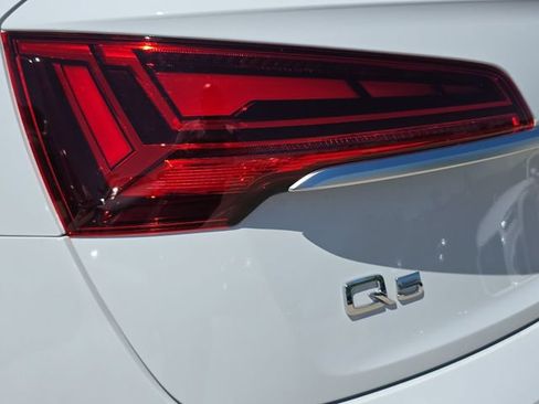 Used 2023 Audi Q5 2.0T Premium AWD/4WD image 39