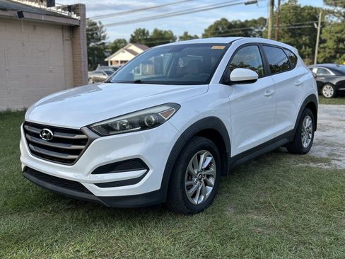 Used 2016 Hyundai Tucson SE FWD image 1