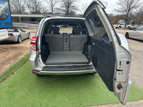 Used 2011 Toyota RAV4 4WD w/ Base L4 Extra Value Pkg image 11