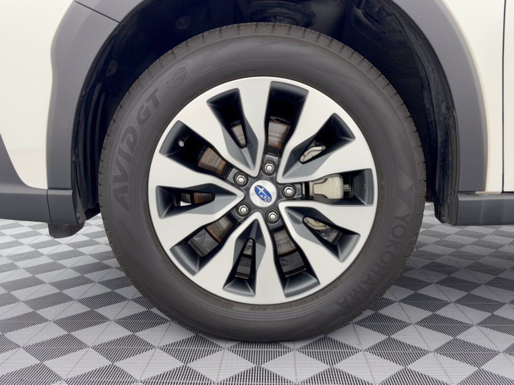 Used 2024 Subaru Outback Touring XT AWD/4WD image 13