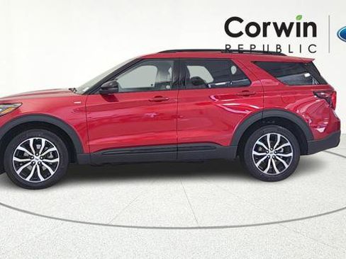 New 2026 Ford Explorer ST-Line image 4