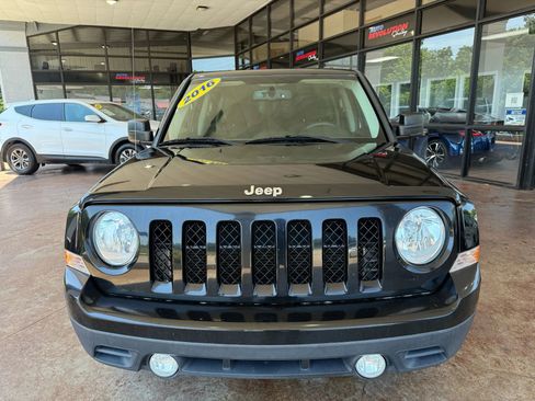 Used 2016 Jeep Patriot Sport w/ Power Value Group image 2