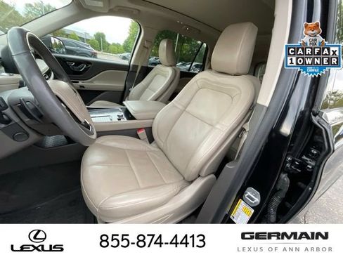 Used 2023 Lincoln Aviator Reserve w/ Equipment Group 201A AWD/4WD image 12