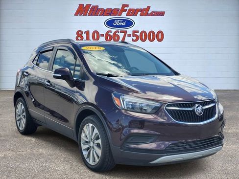Used 2018 Buick Encore Preferred FWD image 2