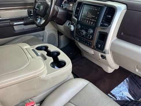 Used 2014 RAM 1500 Laramie w/ Convenience Group image 15
