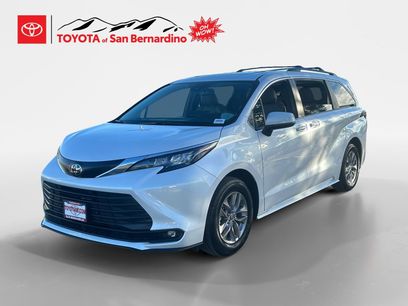 New 2026 Toyota Sienna XLE