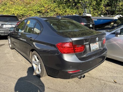 Used 2014 BMW 328i xDrive Sedan AWD/4WD image 2