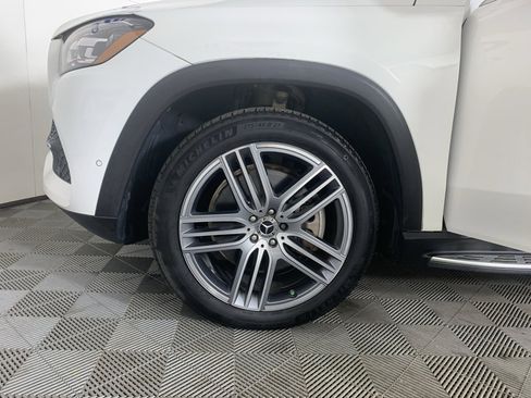 Used 2021 Mercedes-Benz GLS 450 4MATIC image 11