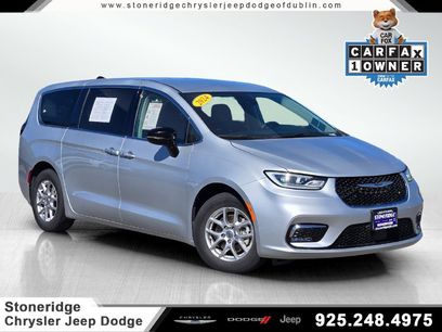 Used 2024 Chrysler Pacifica Touring-L