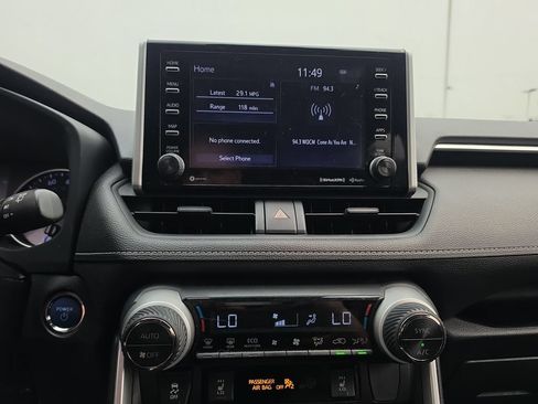 Used 2019 Toyota RAV4 XLE w/ Convenience Package AWD/4WD image 13