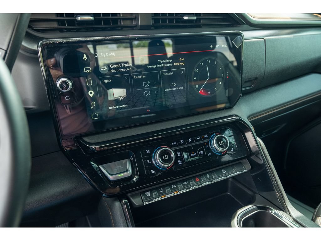 Used 2026 GMC Sierra 2500 AT4 AWD/4WD image 24