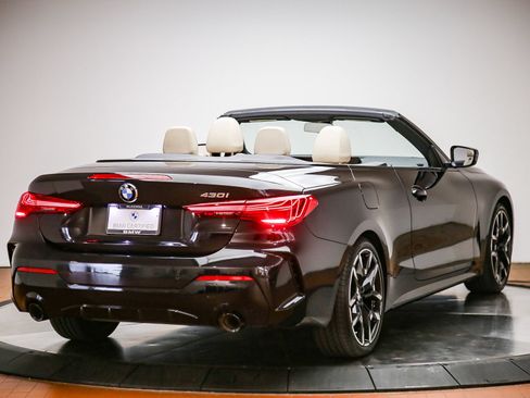 Used 2025 BMW 430i Convertible w/ M Sport Package RWD image 5