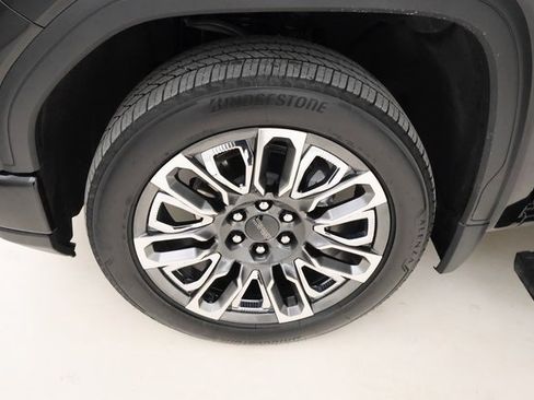 Used 2023 GMC Sierra 1500 Denali Ultimate image 7