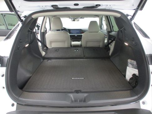 New 2026 Nissan Murano SL image 12