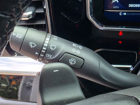 Used 2022 Chevrolet Silverado 1500 High Country image 46