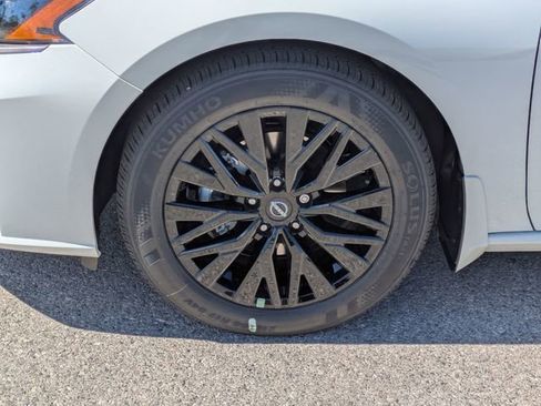 New 2026 Nissan Altima 2.5 SV w/ SV Special Edition Package FWD image 4