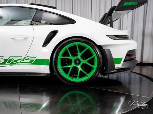Used 2023 Porsche 911 GT3 RS RWD image 11