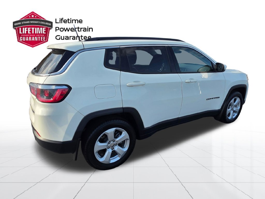 Used 2018 Jeep Compass Latitude FWD image 7