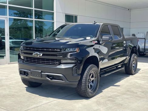 Used 2021 Chevrolet Silverado 1500 LT w/ All Star Edition Plus AWD/4WD image 2