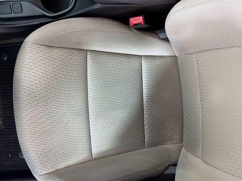 Used 2018 Hyundai Santa Fe Sport FWD image 19