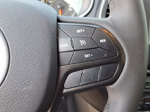 Used 2022 Jeep Cherokee Trailhawk w/ Comfort/Convenience Group image 21