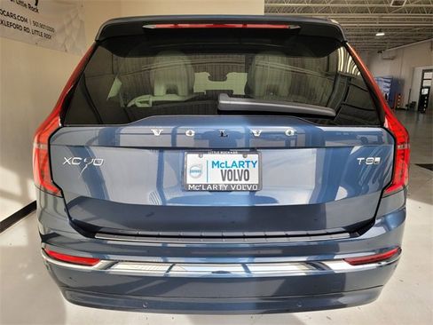 New 2026 Volvo XC90 T8 Ultra w/ Protection Package Premier image 5