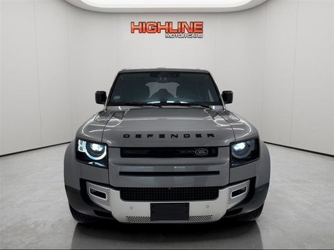 Used 2020 Land Rover Defender 110 SE AWD/4WD image 2