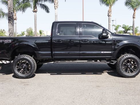 Used 2021 Ford F350 Lariat AWD/4WD image 10