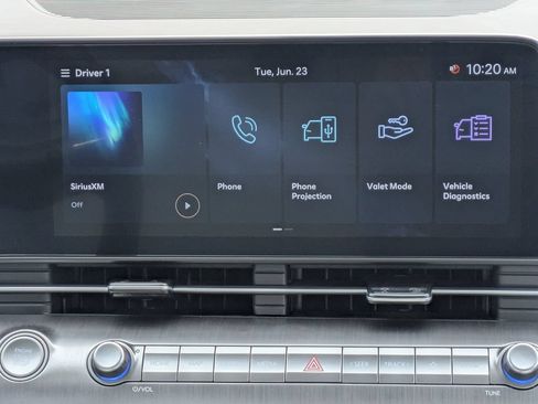 Used 2025 Hyundai Kona SEL AWD/4WD image 19