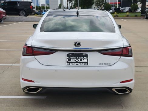 Used 2019 Lexus ES 350 Ultra Luxury w/ Accessory Package 2 FWD image 6
