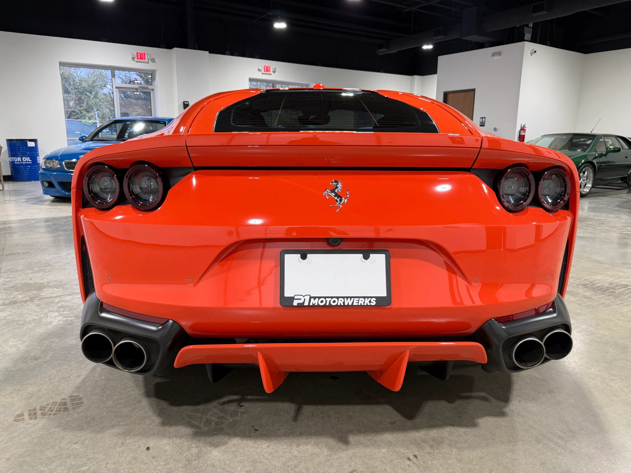 Used 2020 Ferrari 812 Superfast RWD image 33