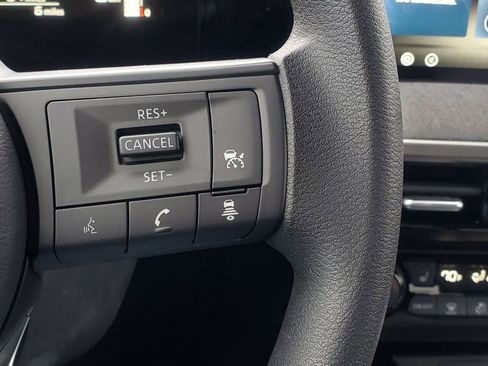 New 2026 Nissan Kicks SV image 17