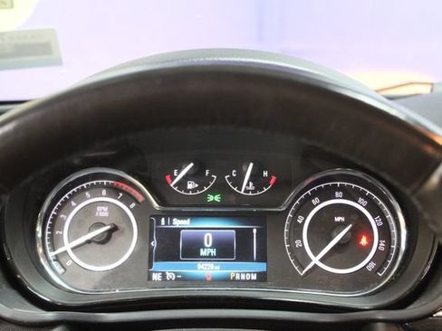 Used 2017 Buick Regal Premium FWD image 18