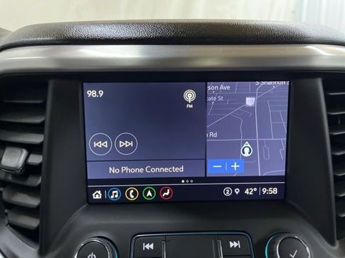 Used 2023 GMC Acadia SLT w/ Preferred Package image 52