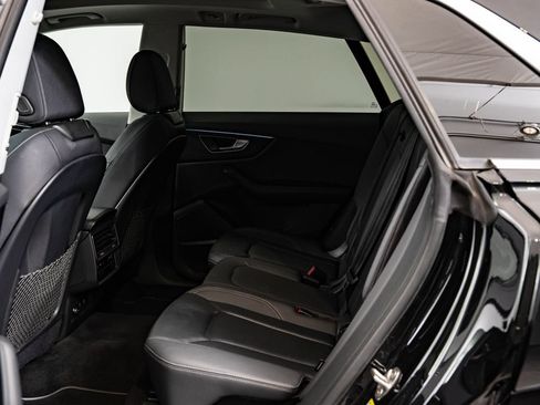 Used 2022 Audi Q8 Premium Plus AWD/4WD image 42