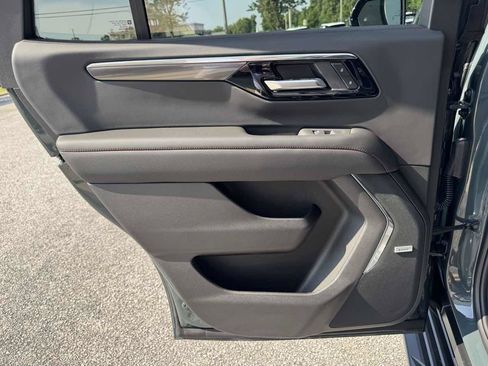 Used 2026 Chevrolet Tahoe RST w/ Comfort Package RWD image 32
