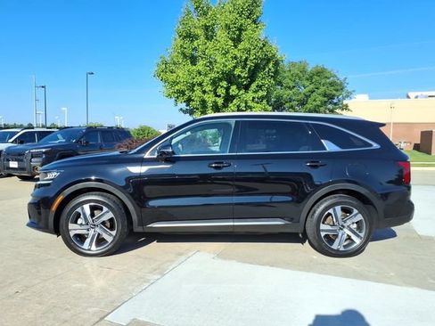 Used 2023 Kia Sorento EX AWD/4WD image 10