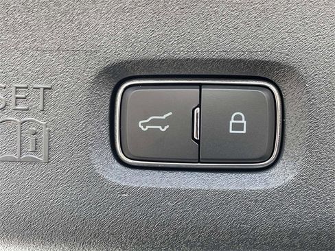 New 2025 Ford Expedition Platinum w/ Driver's Package image 10