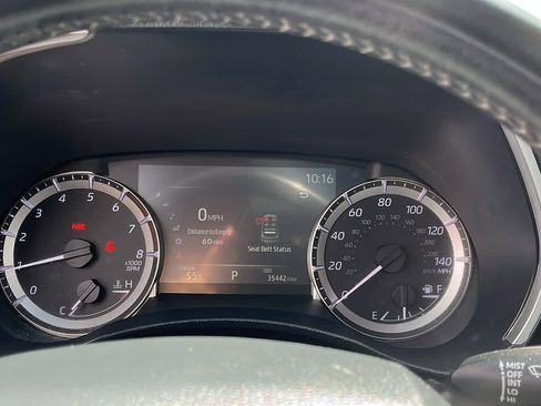 Used 2023 Toyota Highlander XLE AWD/4WD image 15