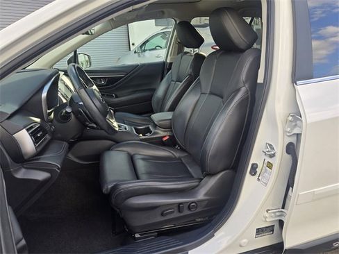 Used 2021 Subaru Outback Limited image 14