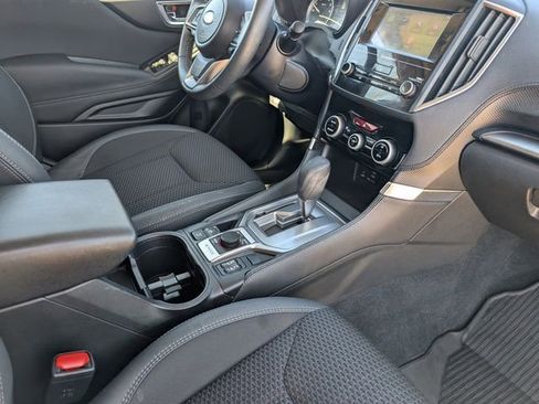 Used 2024 Subaru Forester Premium image 19