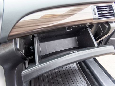 Used 2016 Honda Accord Touring image 33