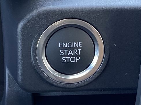Used 2026 Toyota 4Runner SR5 AWD/4WD image 18