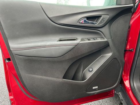 Used 2024 Chevrolet Equinox RS w/ RS Leather Package image 22