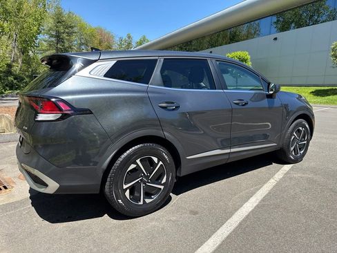 Used 2023 Kia Sportage LX AWD/4WD image 4