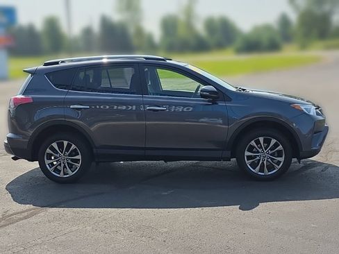 Used 2017 Toyota RAV4 Limited w/ Advanced Technology Package FWD image 7